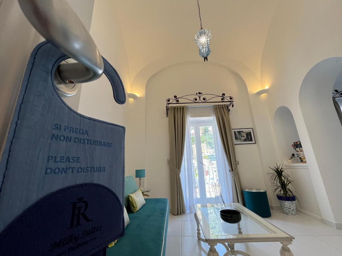 Milky Suites Позитано Екстериор снимка