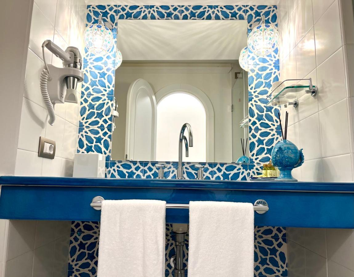 Milky Suites Позитано Екстериор снимка