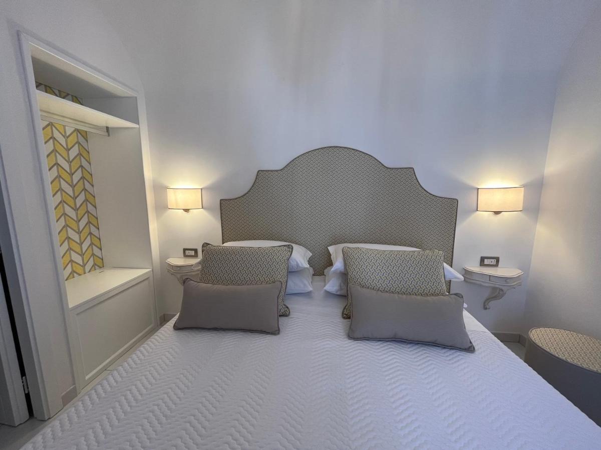 Milky Suites Позитано Екстериор снимка