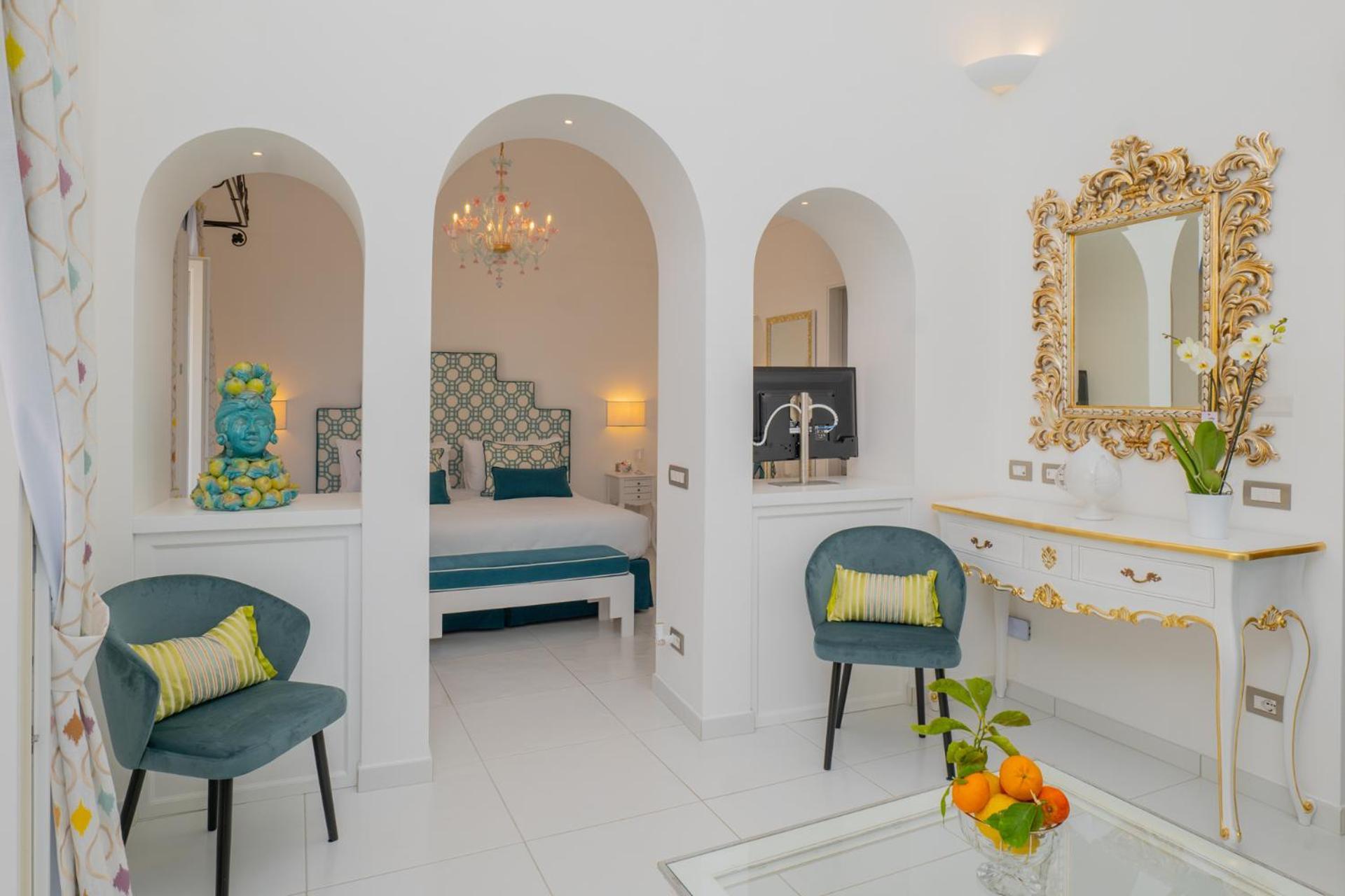 Milky Suites Позитано Екстериор снимка